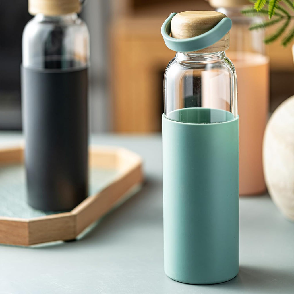 21oz Borosilicate Glass Water Bottles with Silicone Non-Slip Sleeve & Leak-Proof Lid-Reusable Drink Bottle for Office,Travel,Gym,Hiking-BPA Free,Ideal Gift for Home,Car &Fitness (Green)